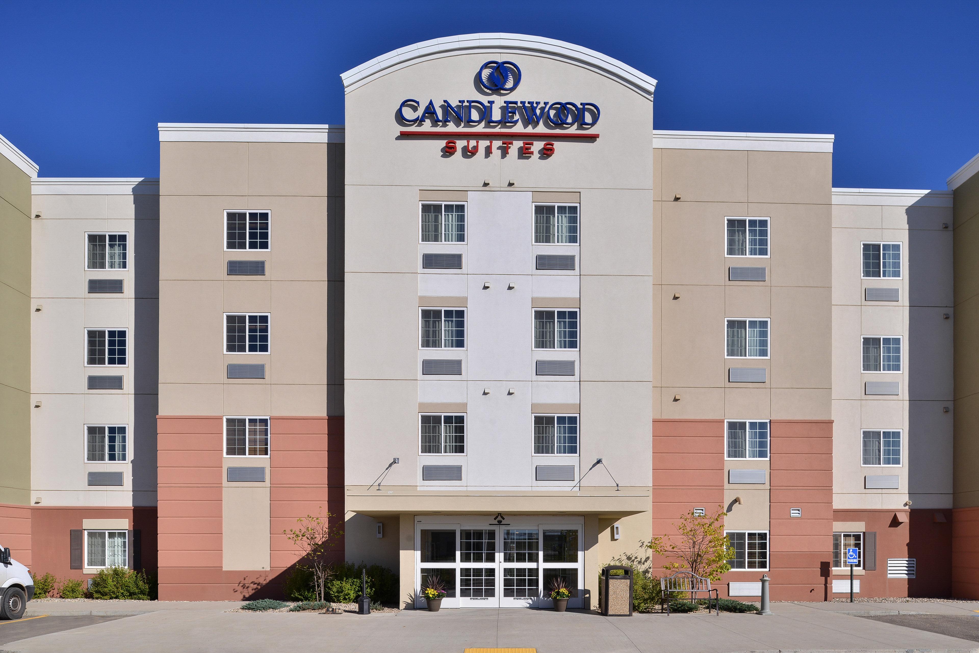 Candlewood Suites Williston, An Ihg Hotel Exterior foto